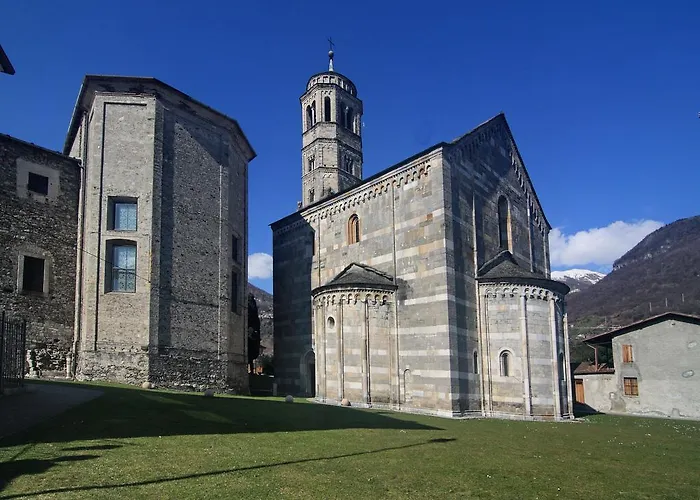 Al Castello Gæstehus Gravedona